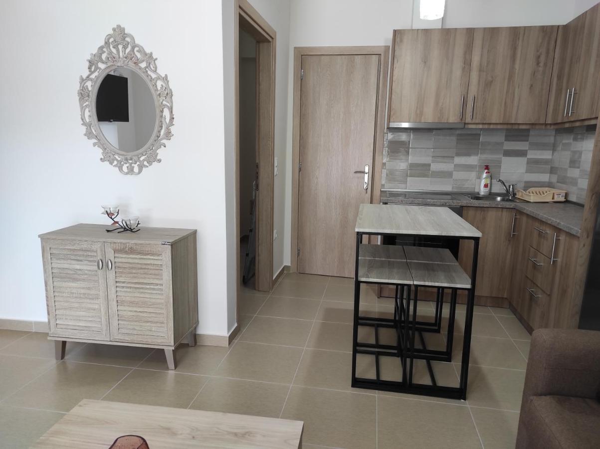 Appartement Nastazia à Néa Péramos Extérieur photo