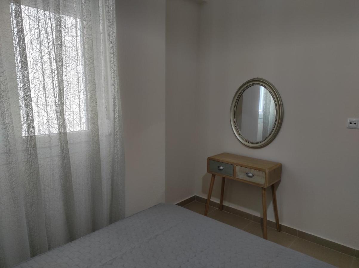 Appartement Nastazia à Néa Péramos Extérieur photo